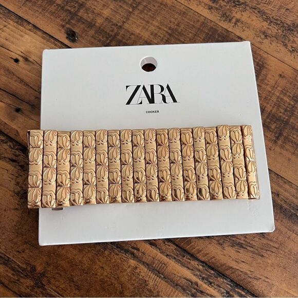ZARA Chocker Necklace Gold Wide Metal One Size. - Picture 1 of 4